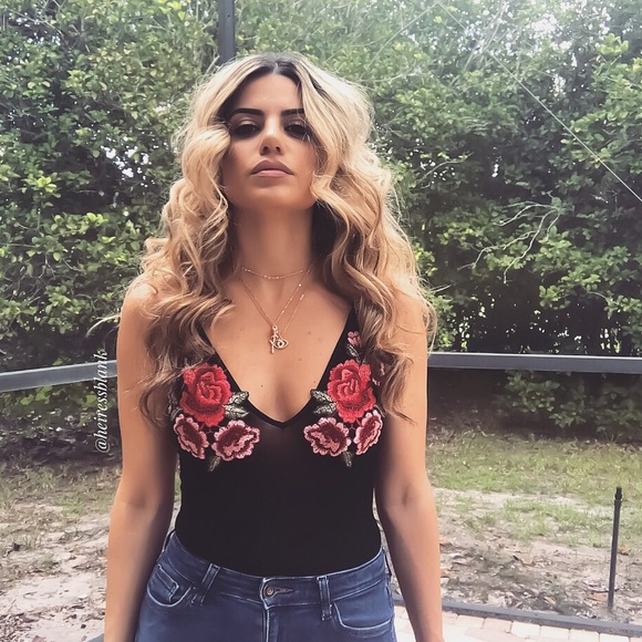 1LRG left! Mesh Bodysuit - Picture 4 of 8